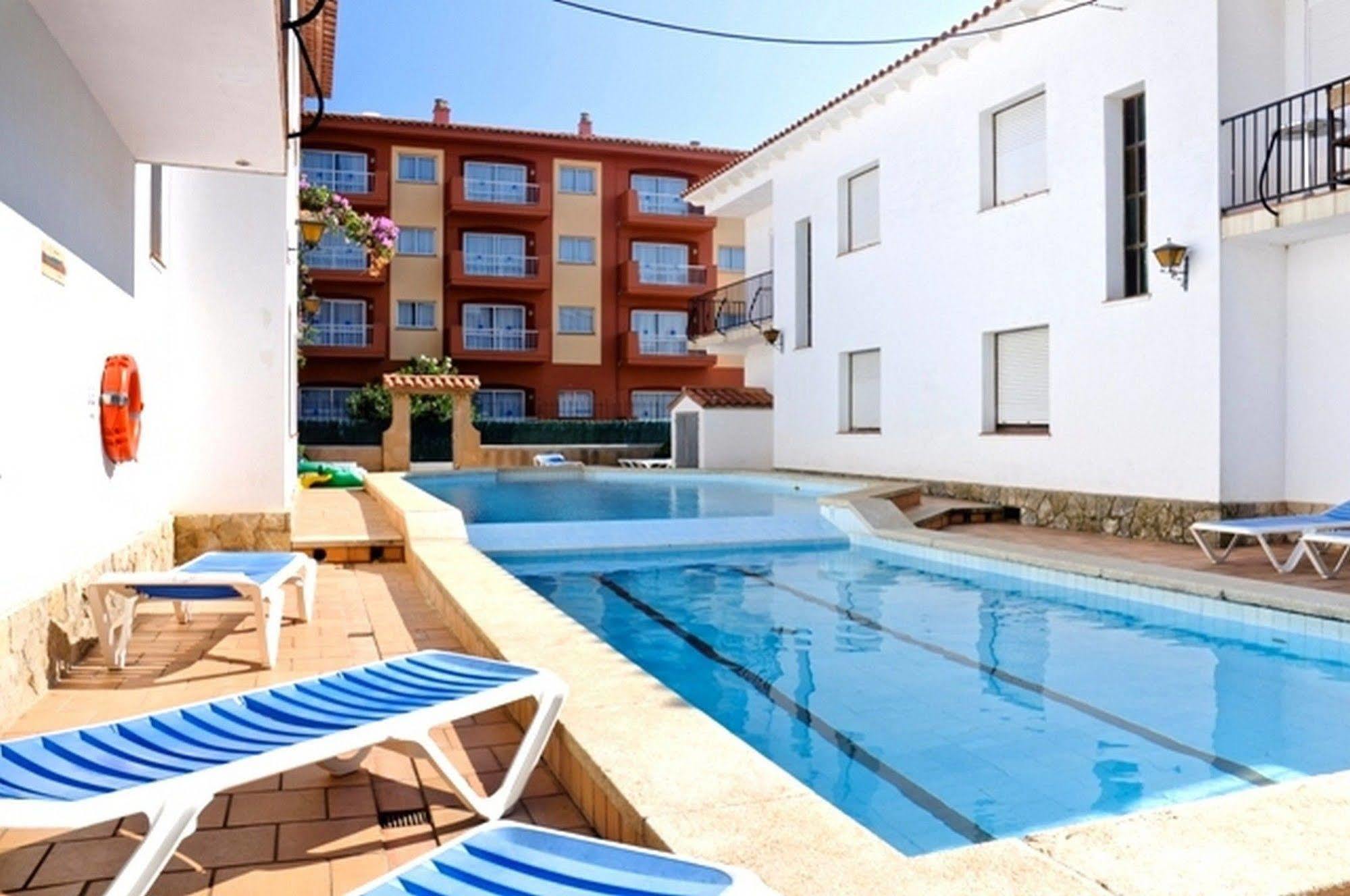 Rvapartaments Villas Piscis L'Estartit Dış mekan fotoğraf