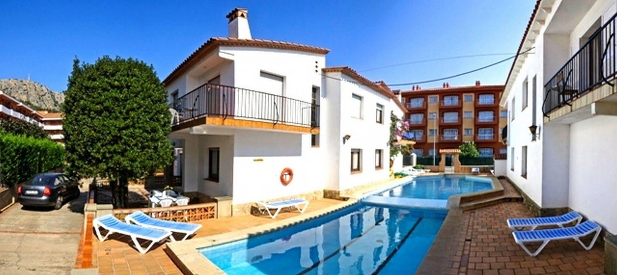 Rvapartaments Villas Piscis L'Estartit Dış mekan fotoğraf